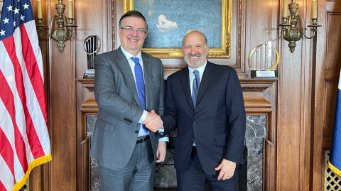 Marcelo Ebrard, secretario de Economía y Howard Lutnick, representante comercial de Estados Unidos.
