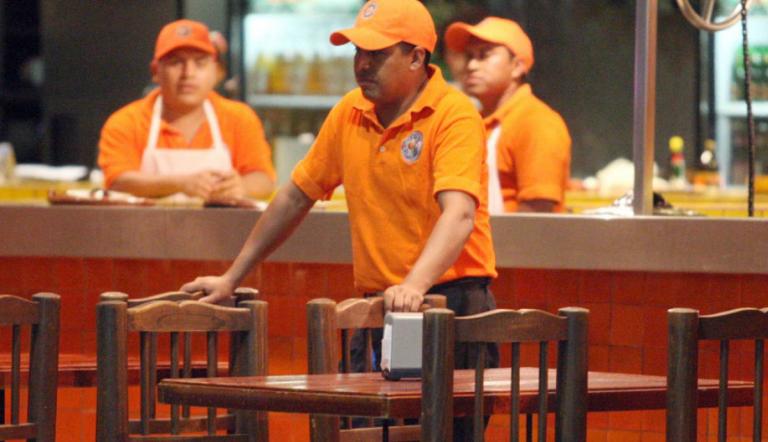Regulación de las propinas